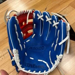 Wilson 2022 A1000 PF11 RWB 11" GLOVE: WBW10083511 7 Wilson 2022 A1000 PF11 RWB 11" GLOVE: WBW10083511 -Cheap Bats Store IMG 0199 scaled