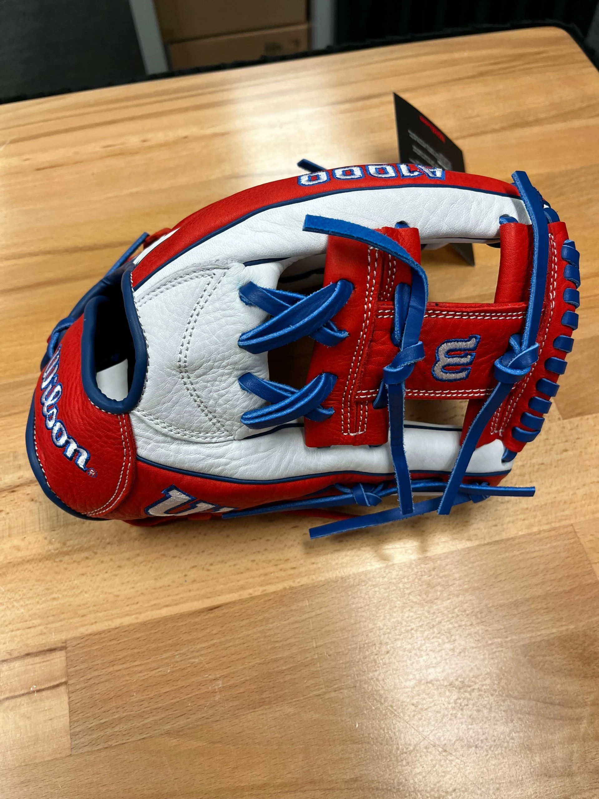 Wilson 2022 A1000 1787 RWB 11.75" GLOVE: WBW1008371175 5 Wilson 2022 A1000 1787 RWB 11.75" GLOVE: WBW1008371175 - Image 3