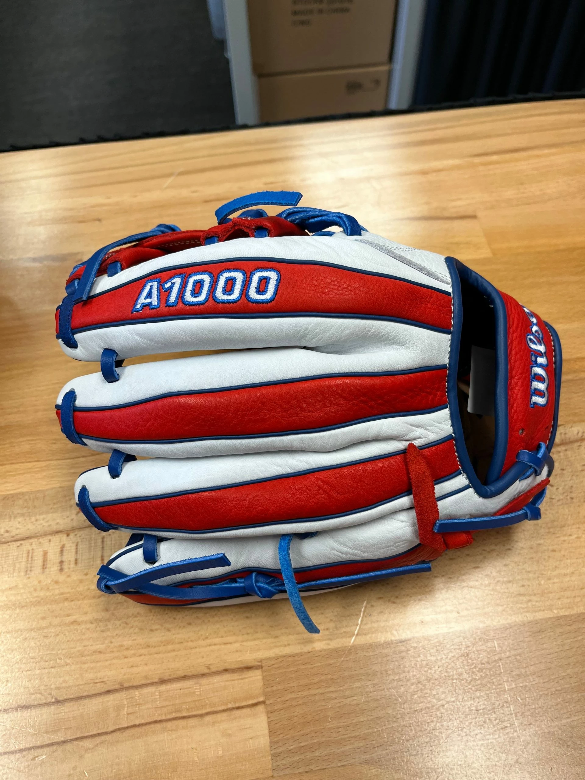 Wilson 2022 A1000 1787 RWB 11.75" GLOVE: WBW1008371175 6 Wilson 2022 A1000 1787 RWB 11.75" GLOVE: WBW1008371175 - Image 4