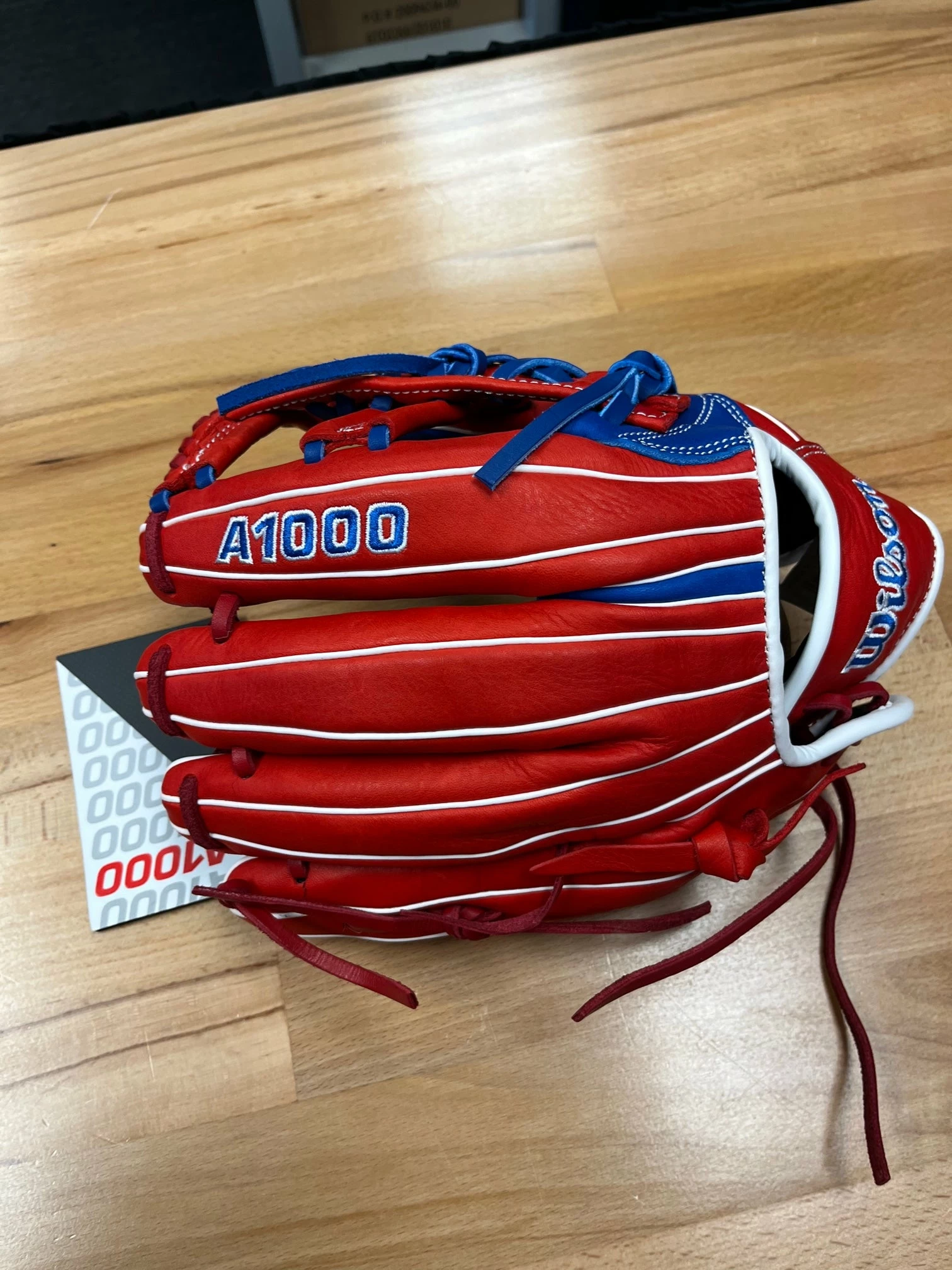 Wilson 2022 A1000 1912 RWB 12" GLOVE: WBW10083812 6 Wilson 2022 A1000 1912 RWB 12" GLOVE: WBW10083812 - Image 4
