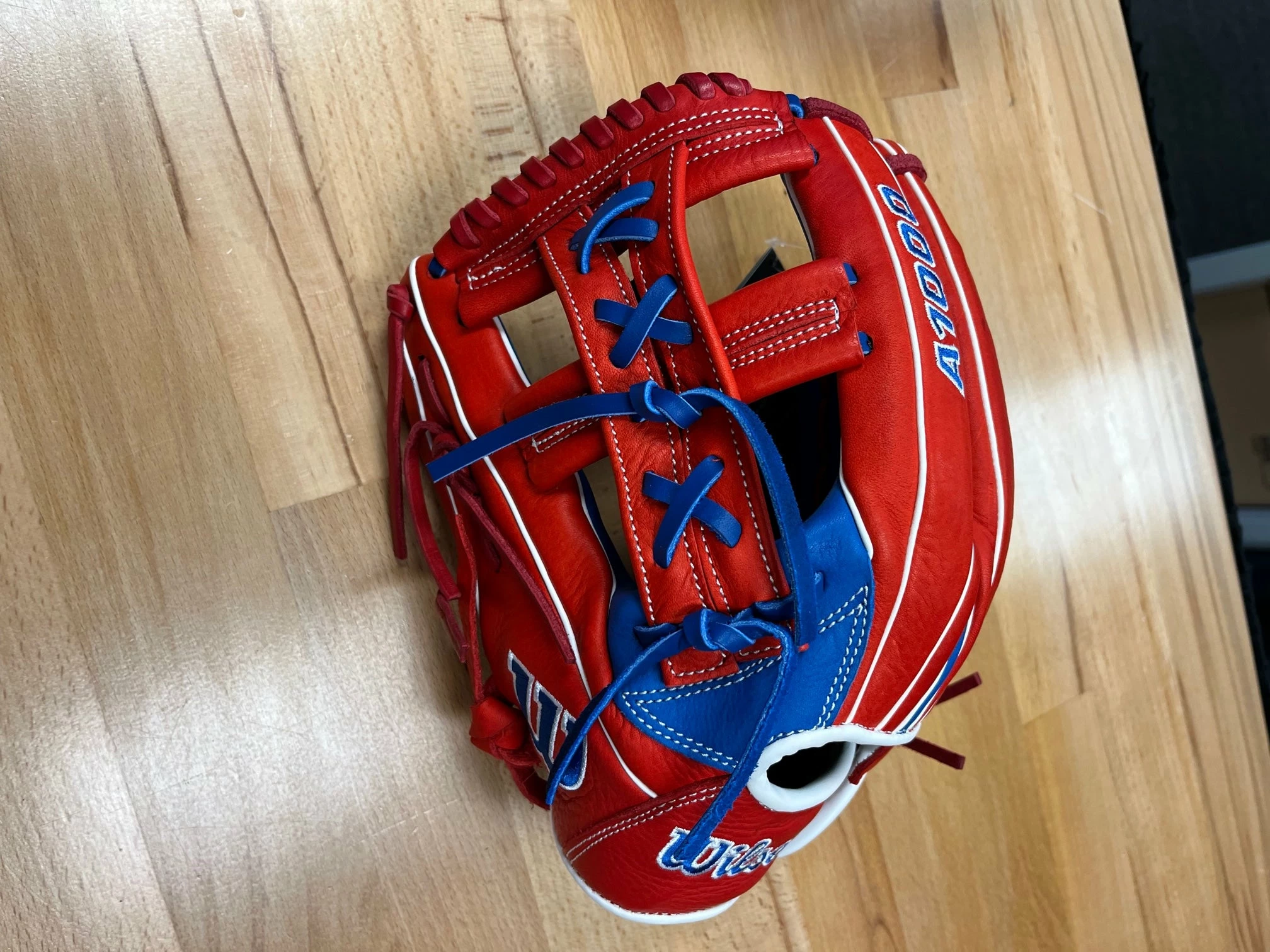 Wilson 2022 A1000 1912 RWB 12" GLOVE: WBW10083812 8 Wilson 2022 A1000 1912 RWB 12" GLOVE: WBW10083812 - Image 6