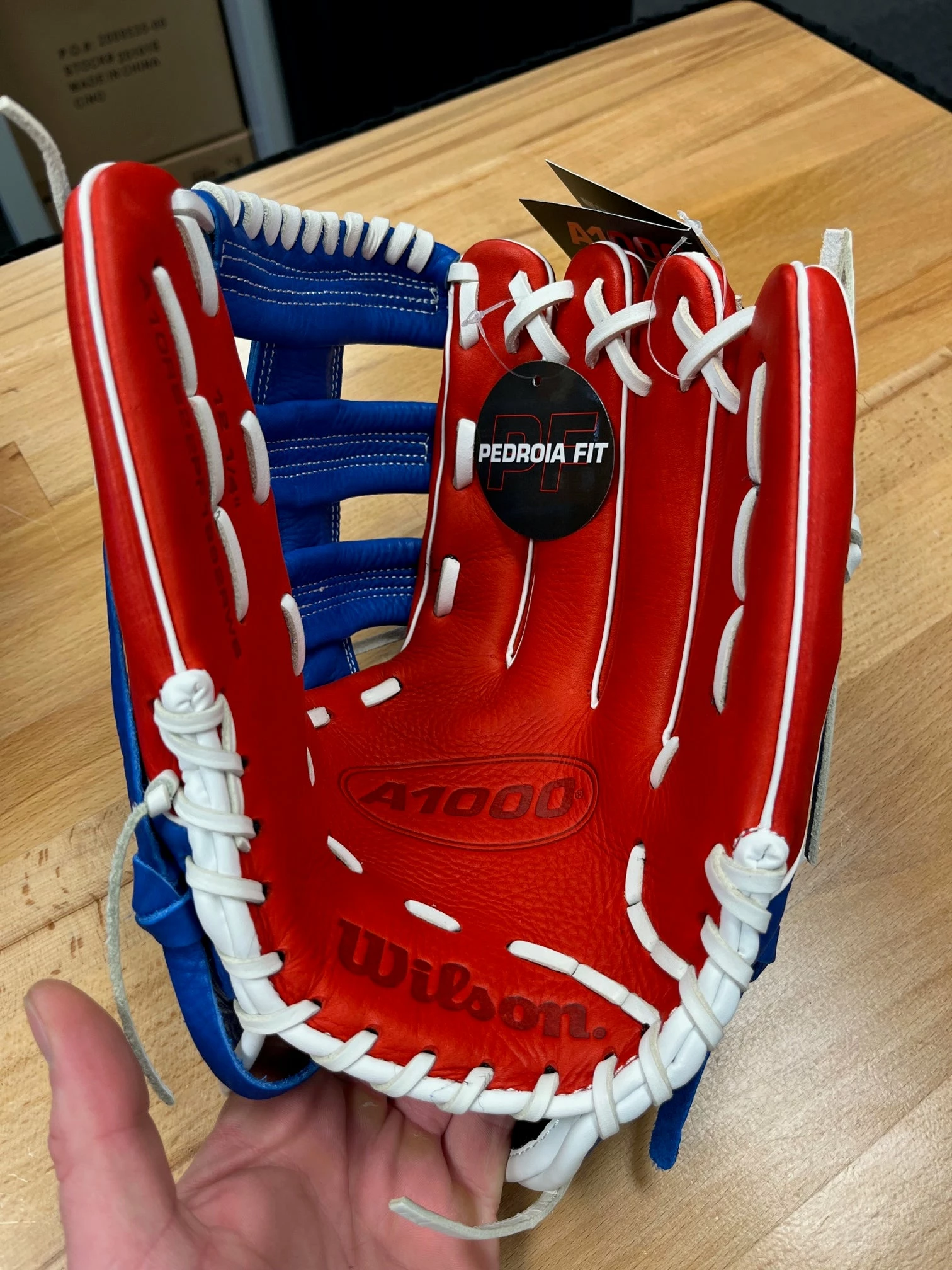 Wilson 2022 A1000 PF1892 RWB 12.25" GLOVE: WBW1008401225 4 Wilson 2022 A1000 PF1892 RWB 12.25" GLOVE: WBW1008401225 - Image 2