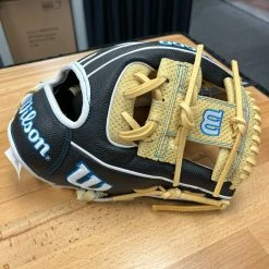 WILSON 2023 A2000 SOUTH CENTRAL REGION SM 11.50" GLOVE: WBW101301115 -Cheap Bats Store IMG 0225 scaled